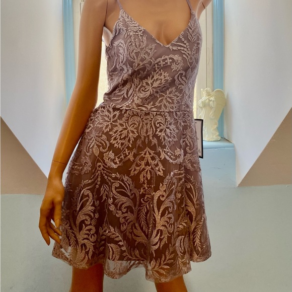 PARTY Dress from SPEECHLESS Sparkling LAVENDER NWT 9 - Picture 3 of 10